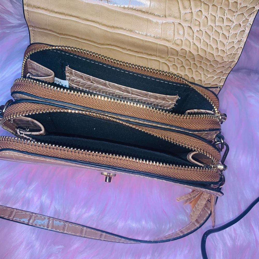 Cute Shoulder bag 🌟⭐️ - Picture 6 of 9